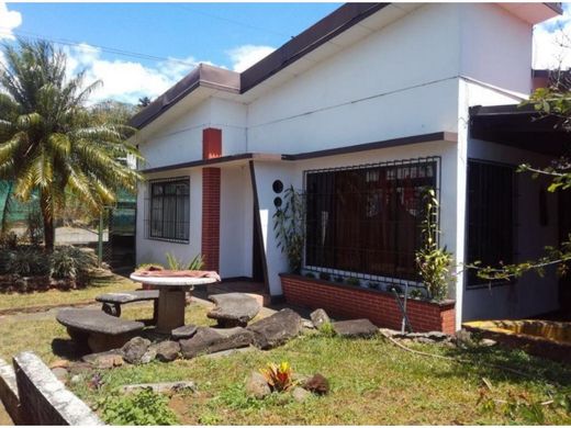 Casa di lusso a Barva, Provincia de Heredia