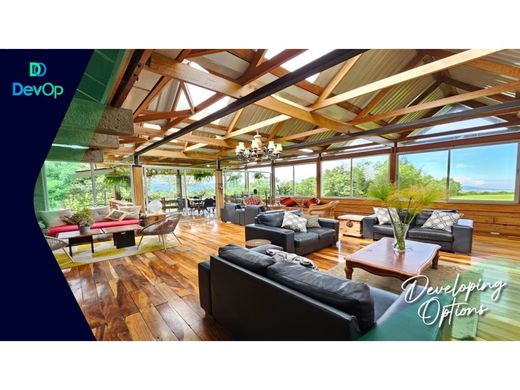 Luxury home in San José, Cantón de San José