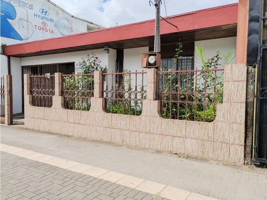 Apartment / Etagenwohnung in San Ramón, Provincia de Alajuela