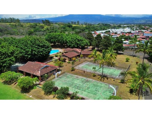 Rural or Farmhouse in Río Segundo, Cantón de Alajuela