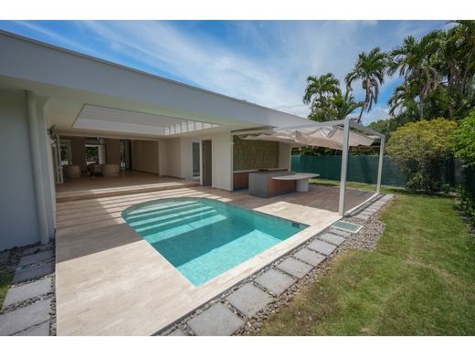 Luxury home in Santa Ana, Provincia de San José