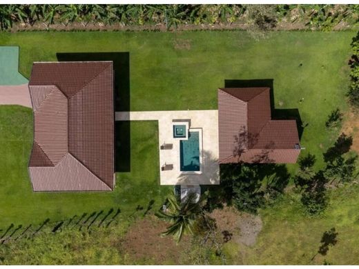 Country House in La Fortuna, Bagaces