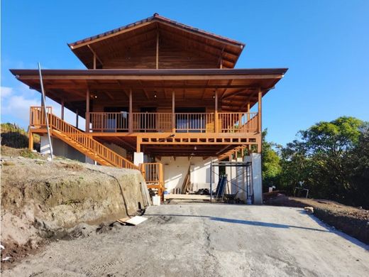 Boerderij in San José, Cantón de San José