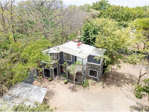 Casa de lujo en Huacas, Hojancha