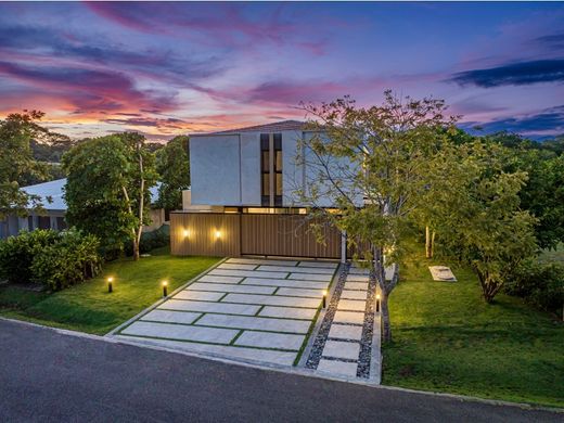 Casa de lujo en Jacó, Garabito