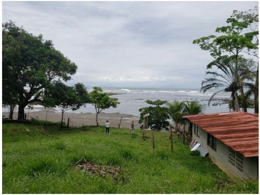 Grundstück in Parrita, Provincia de Puntarenas
