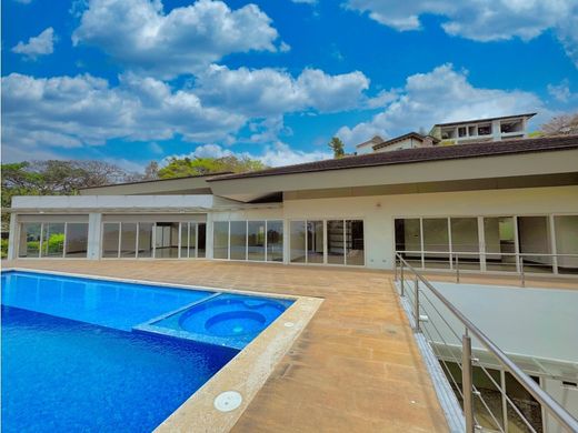 Luxury home in Santa Ana, Provincia de San José