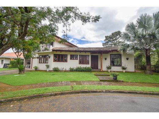 Casa di lusso a Santa Ana, Provincia de San José