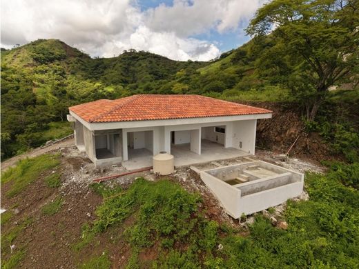 Luxury home in Carrillo, Hojancha