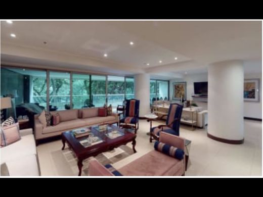 Διαμέρισμα σε Escazú, Provincia de San José