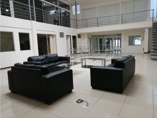 Residential complexes in Curridabat, Provincia de San José