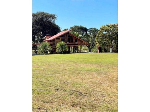 村舍/农舍  Hojancha, Provincia de Guanacaste