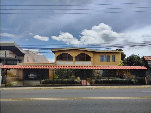 Πολυτελή κατοικία σε Alajuela, Provincia de Alajuela