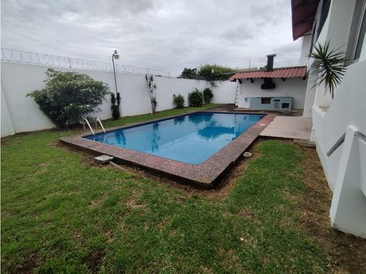 منزل ﻓﻲ San José, Cantón de San José