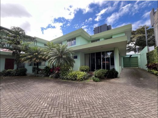 サンホセ, Cantón de San Joséの高級住宅