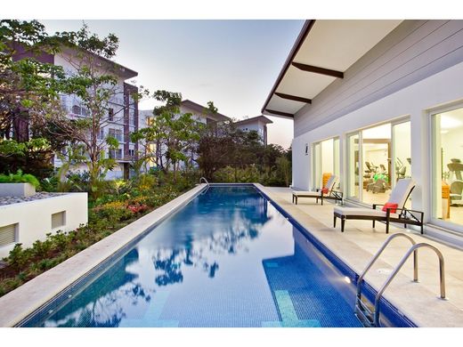 Penthouse Guachipelín, Escazú