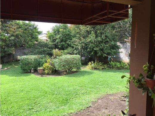 Casa di lusso a Escazú, Provincia de San José