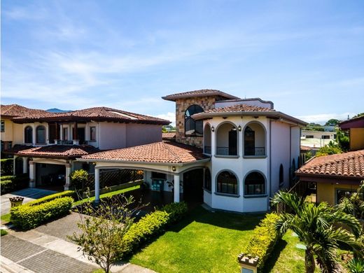 Luxury home in Heredia, Cantón de Heredia