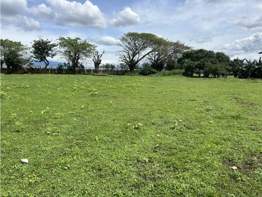 Terreno a Guácima, Cantón de Alajuela