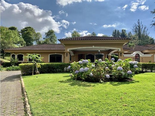 Maison de luxe à Curridabat, Provincia de San José