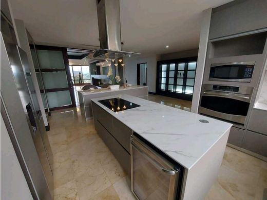 Apartment in Escazú, Provincia de San José