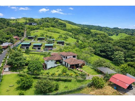 Rustykalny lub Wiejski w Santa Ana, Provincia de San José