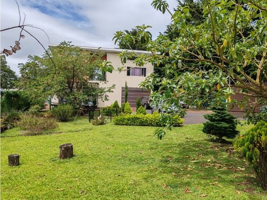 Luxe woning in San Rafael, Provincia de Heredia