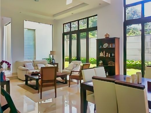 豪宅  Santa Ana, Provincia de San José