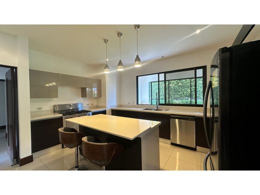 Casa de luxo - Santa Ana, Provincia de San José