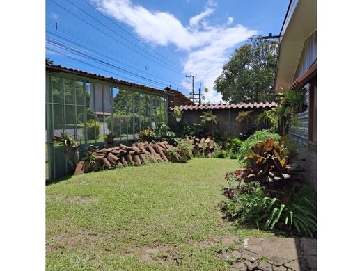 호화 저택 / Santo Domingo, Provincia de Heredia