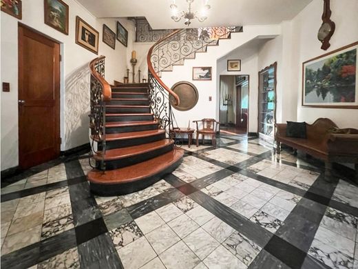 Luxury home in Escalante, Goicoechea