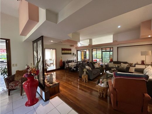 Casa de lujo en Santa Ana, Provincia de San José