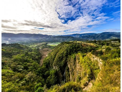 地皮  Paraíso, Provincia de Cartago