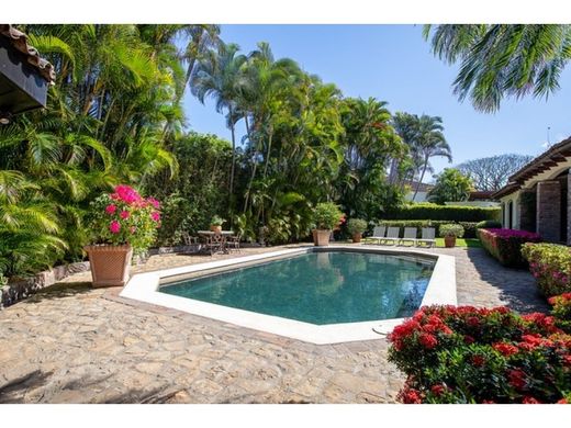 Luxury home in Santa Ana, Provincia de San José