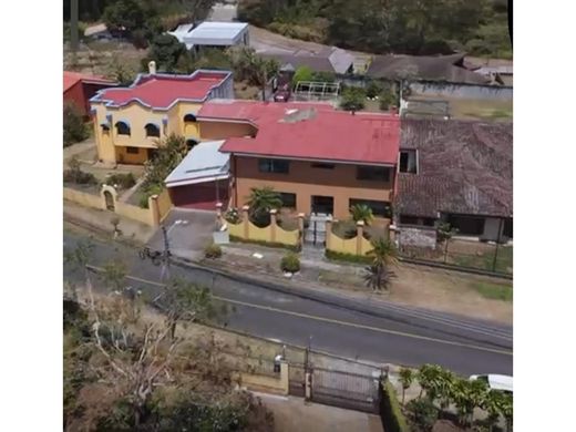 Landhuis in San Josecito, San Isidro