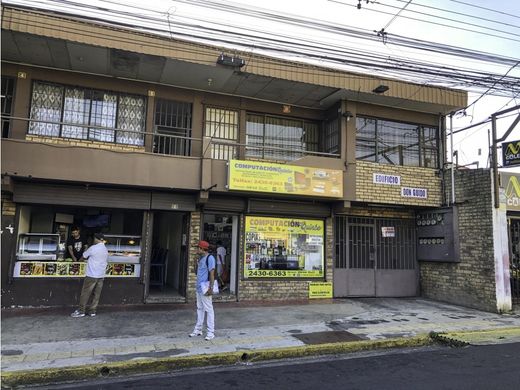 Edificio en Alajuela, Cantón de Alajuela