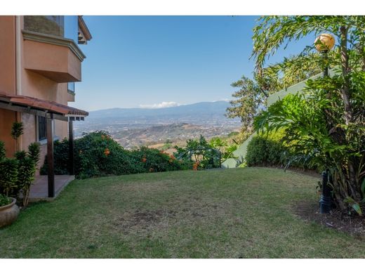 Residential complexes in Escazú, Provincia de San José