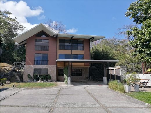 Luxury home in Santa Ana, Provincia de San José