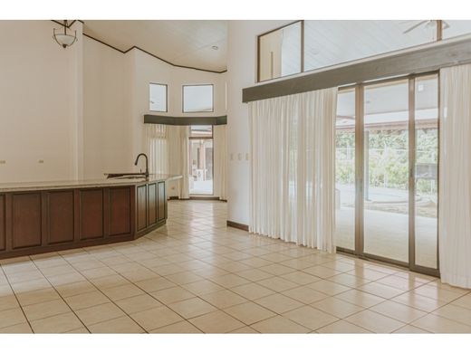 Luxe woning in Orotina, Provincia de Alajuela