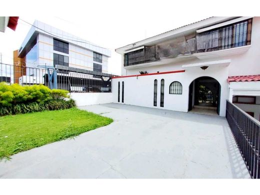 Πολυτελή κατοικία σε Pavas, Cantón de San José