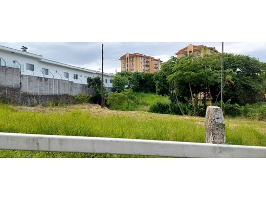 Grundstück in Escazú, Provincia de San José