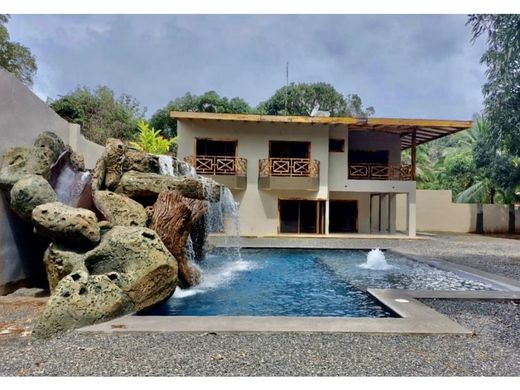 Luxury home in San Mateo, Provincia de Alajuela