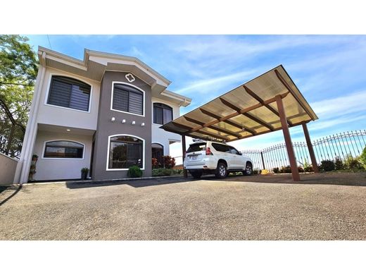 Luxury home in Poás, Provincia de Alajuela