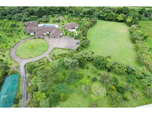Luxury home in San José, Cantón de San José