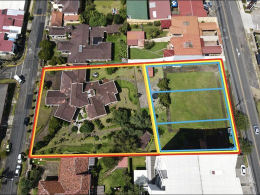 Terreno a Curridabat, Provincia de San José