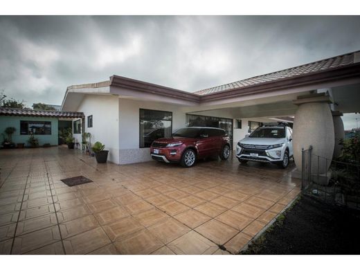 ‏בתי יוקרה ב  Santo Domingo, Provincia de Heredia