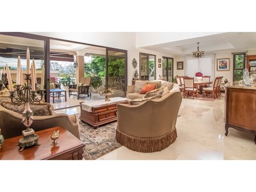 Casa di lusso a Escazú, Provincia de San José