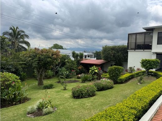 Casa di lusso a Escazú, Provincia de San José