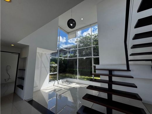 Santa Ana, Provincia de San Joséの高級住宅