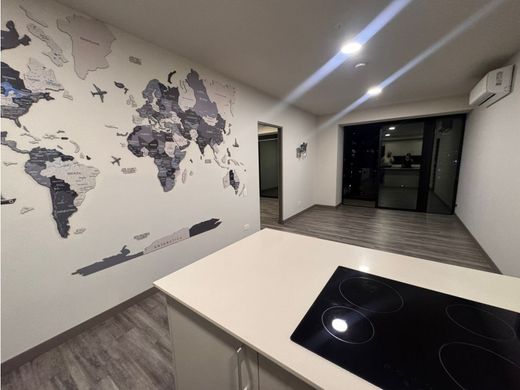 Apartment in Escalante, Goicoechea